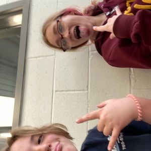 Meet your Posher, Suzanne